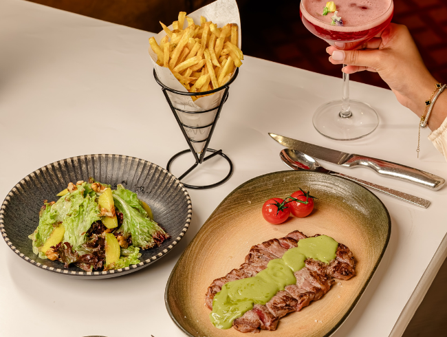ENTRECOTE NIGHT